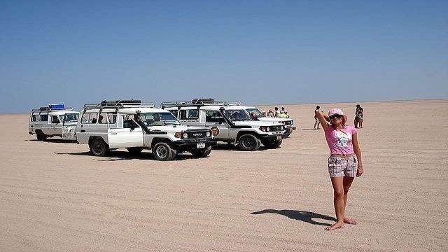 Desert Safari Trip by jeep from Sahel Hashesh — photo 3
