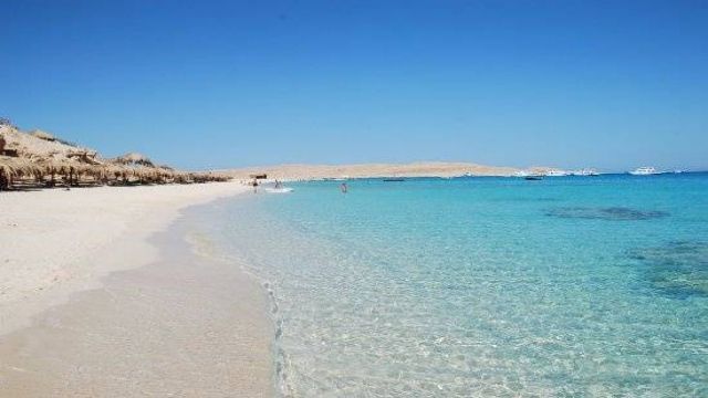 Paradise Island Snorkeling trip Full Day from Sahel Hashesh — photo 6